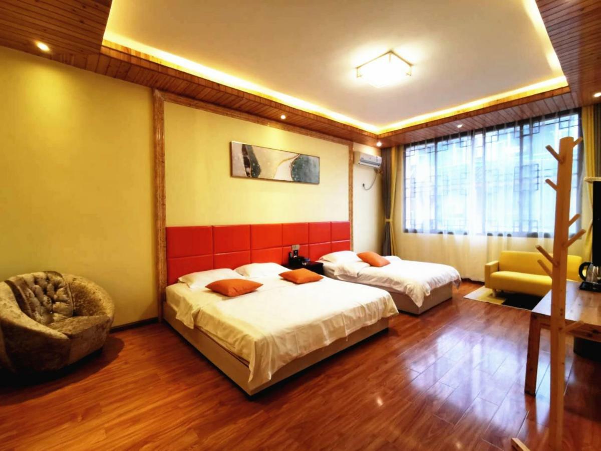 Prajna Lotus Guesthouse Gunung Emei Bagian luar foto